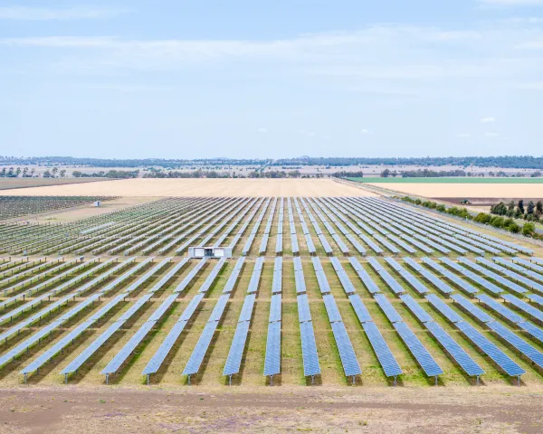 Energy e News paddock with solar farm renewable energy
